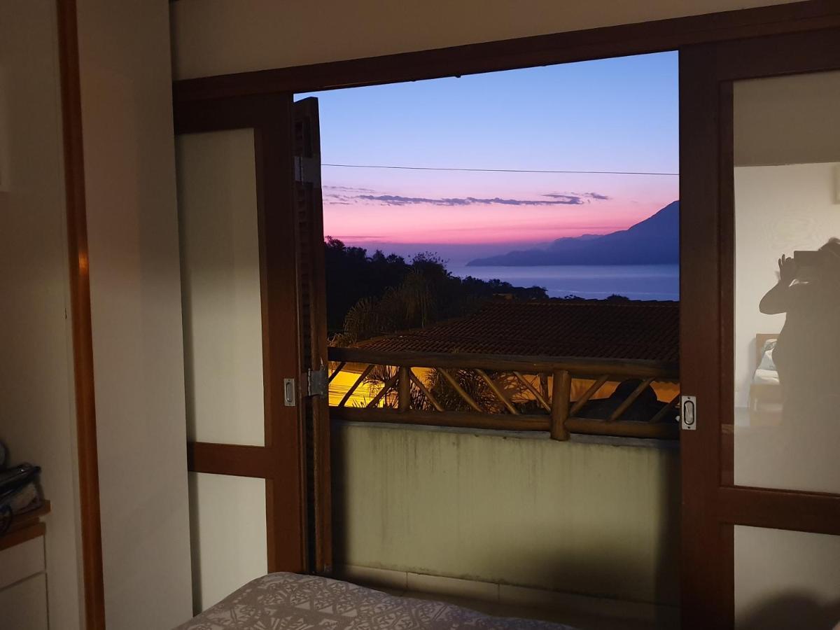 Bangalo Com Vista Para O Mar No Condominio Yacamim Ilhabela Praia Do Curral Exterior photo