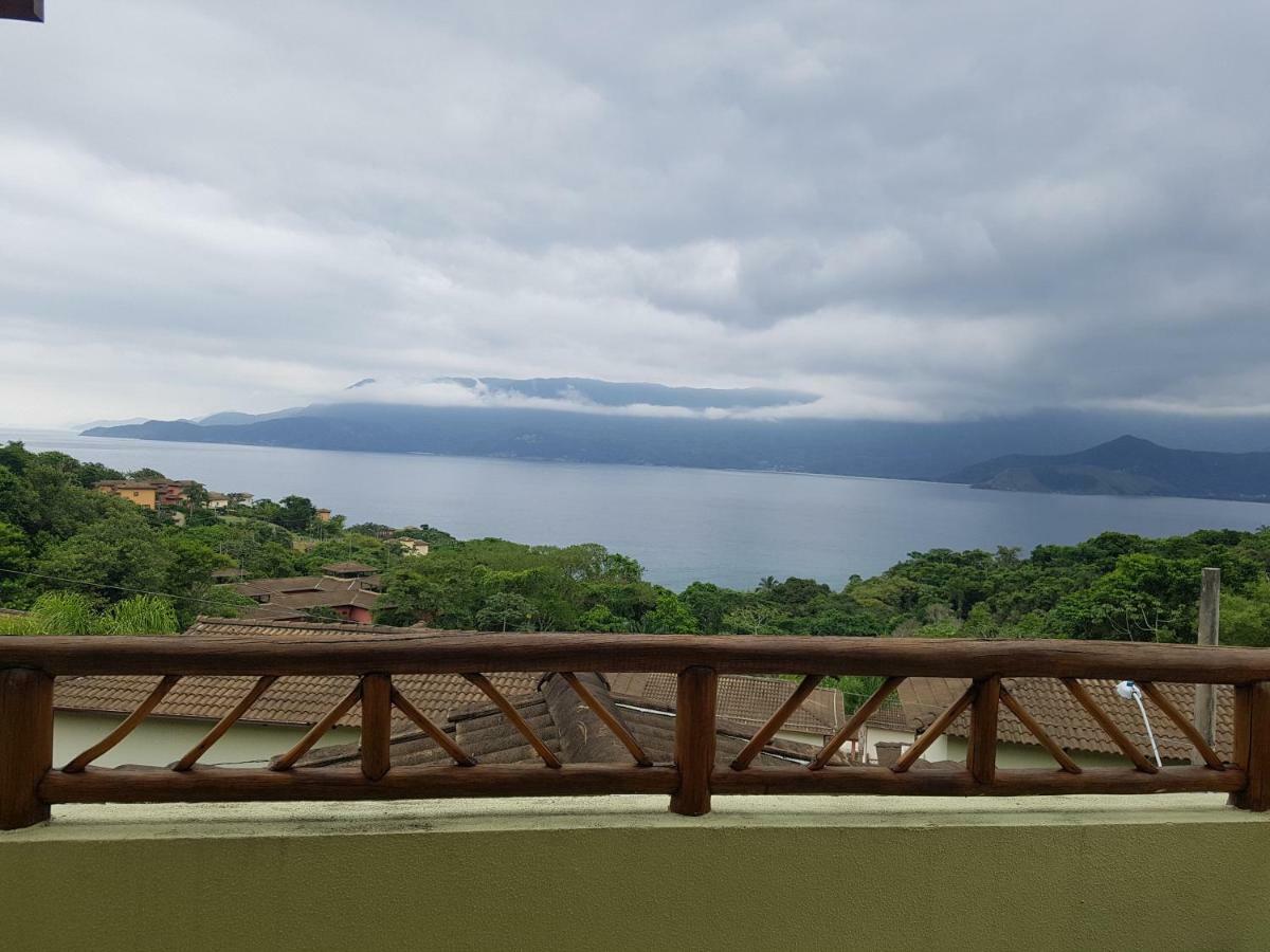 Bangalo Com Vista Para O Mar No Condominio Yacamim Ilhabela Praia Do Curral Exterior photo